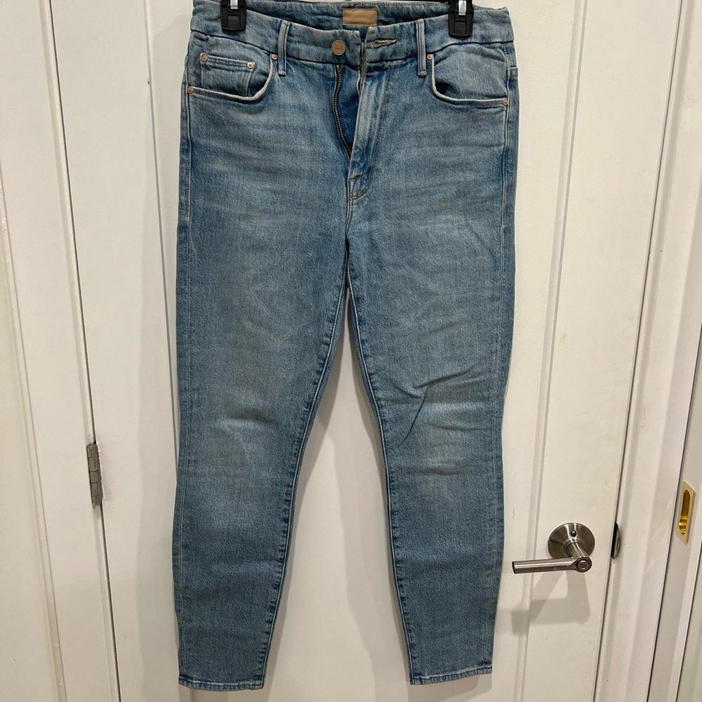 Mothers jeans! Super cute and amazing quality. Barely worn
